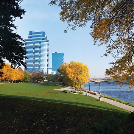 Holiday Inn Grand Rapids Downtown By Ihg Exterior photo