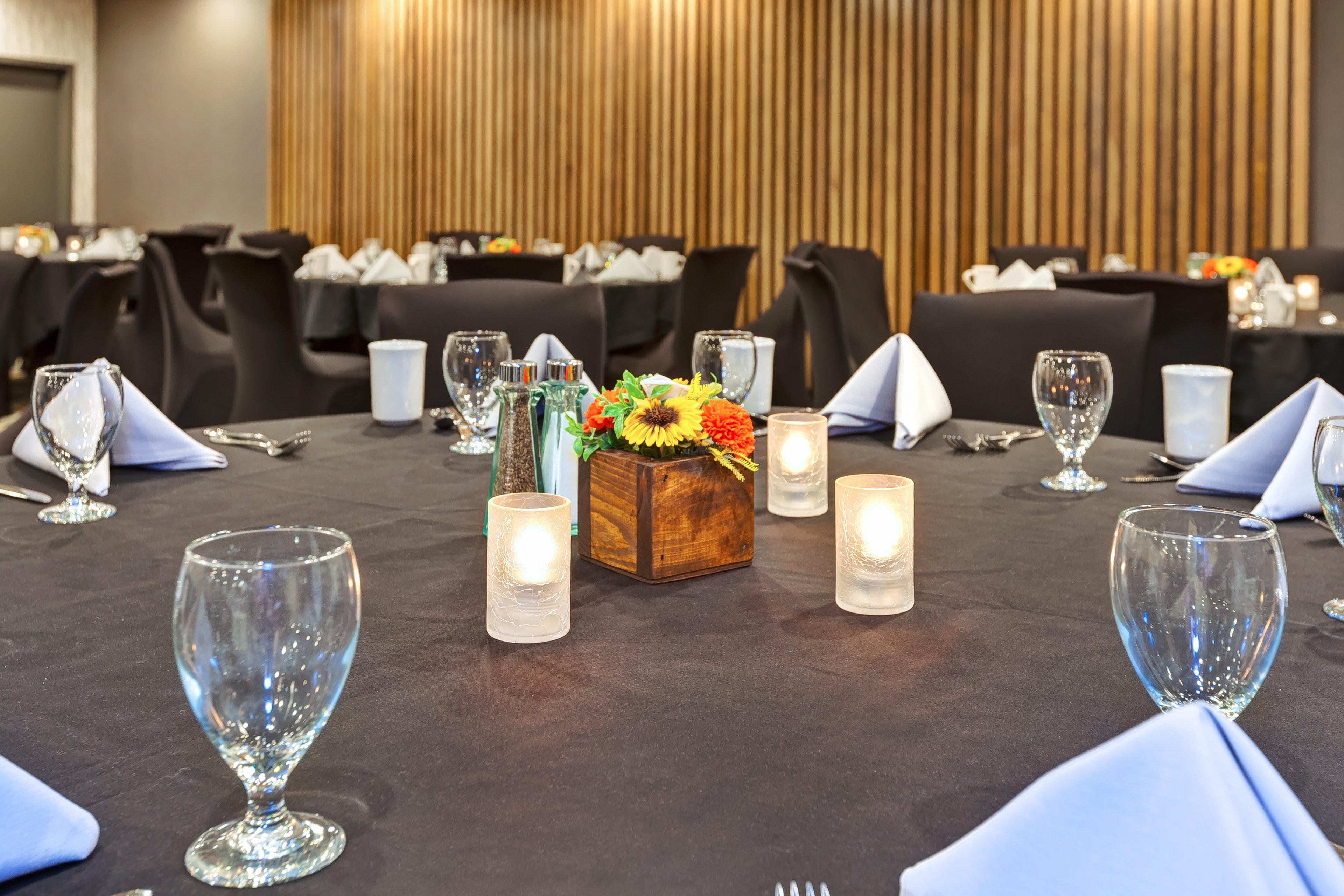 Holiday Inn Grand Rapids Downtown By Ihg Exterior photo